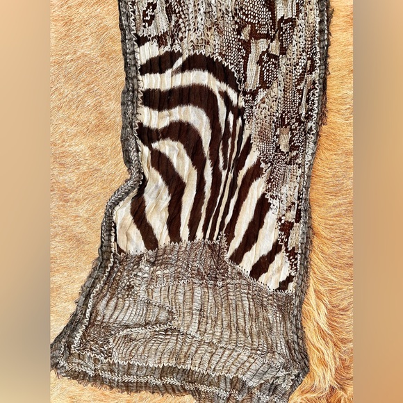 NWOT Roberto Cavalli Brown mixed animal prints scarf/head scarf - Picture 8 of 13